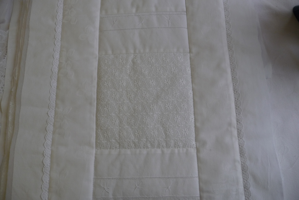 Quilt in Weiss